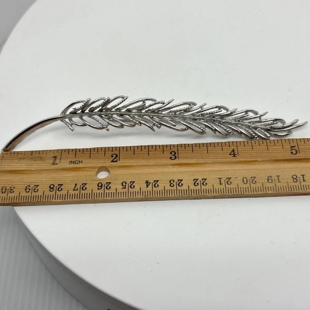 Silver Tone Wheat Stalk Broach Pin Textured Botanical 5